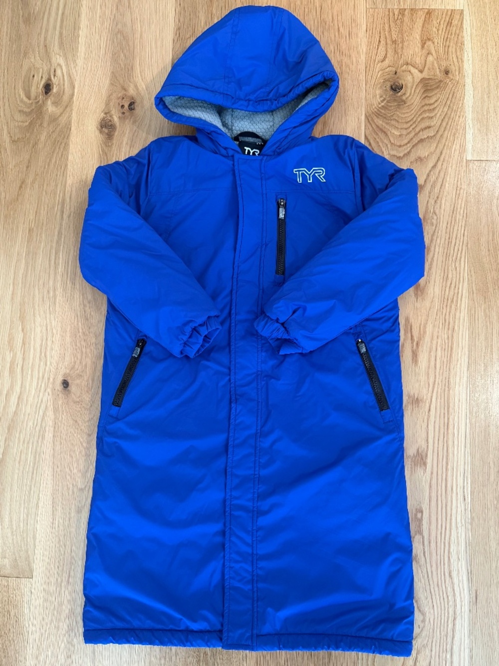 TYR Tech Youth Small Royal Blue Hydrosphere Full Zip/Snap Swim Parka